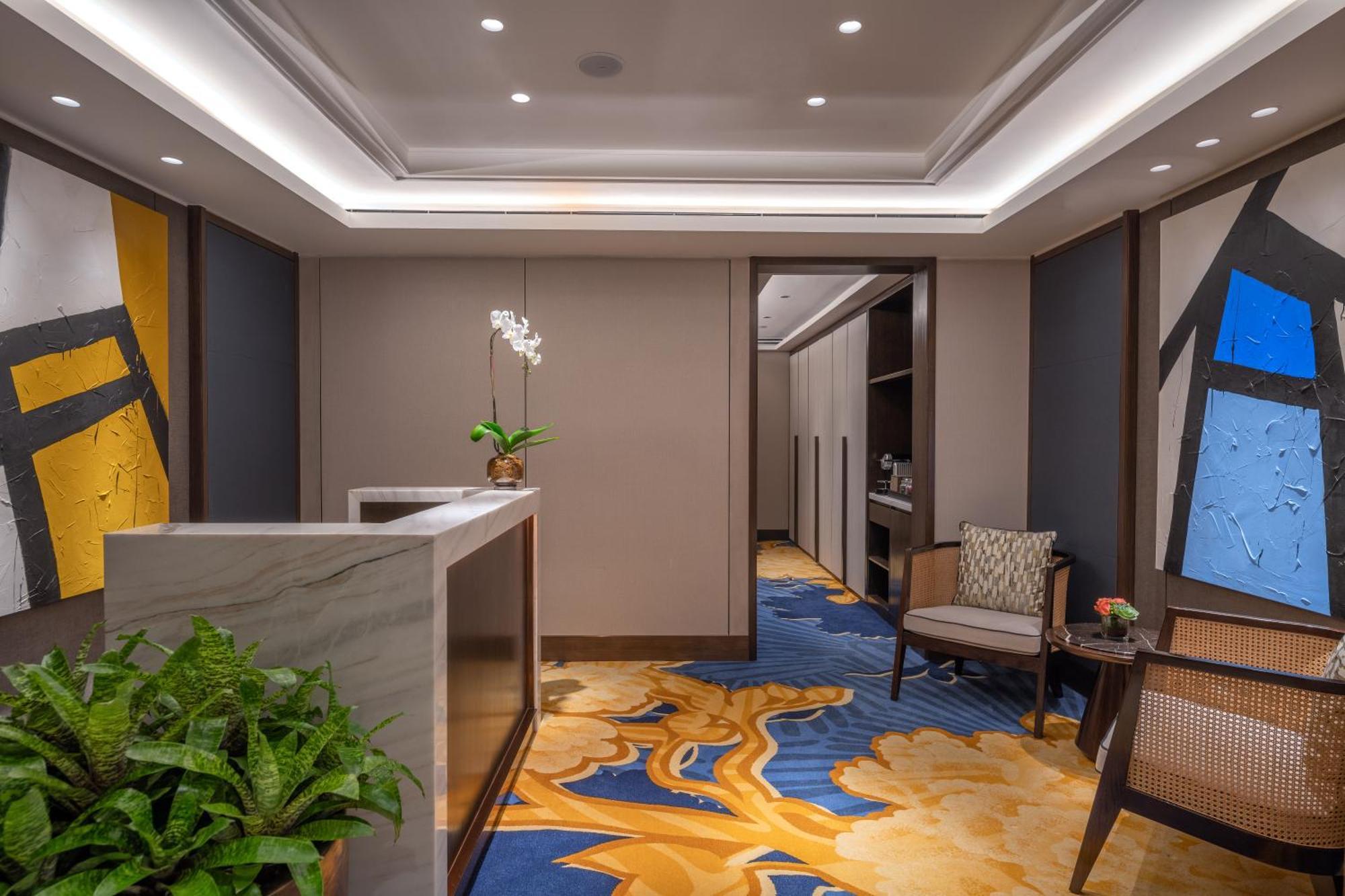 Solaire Resort North Quezon City Esterno foto