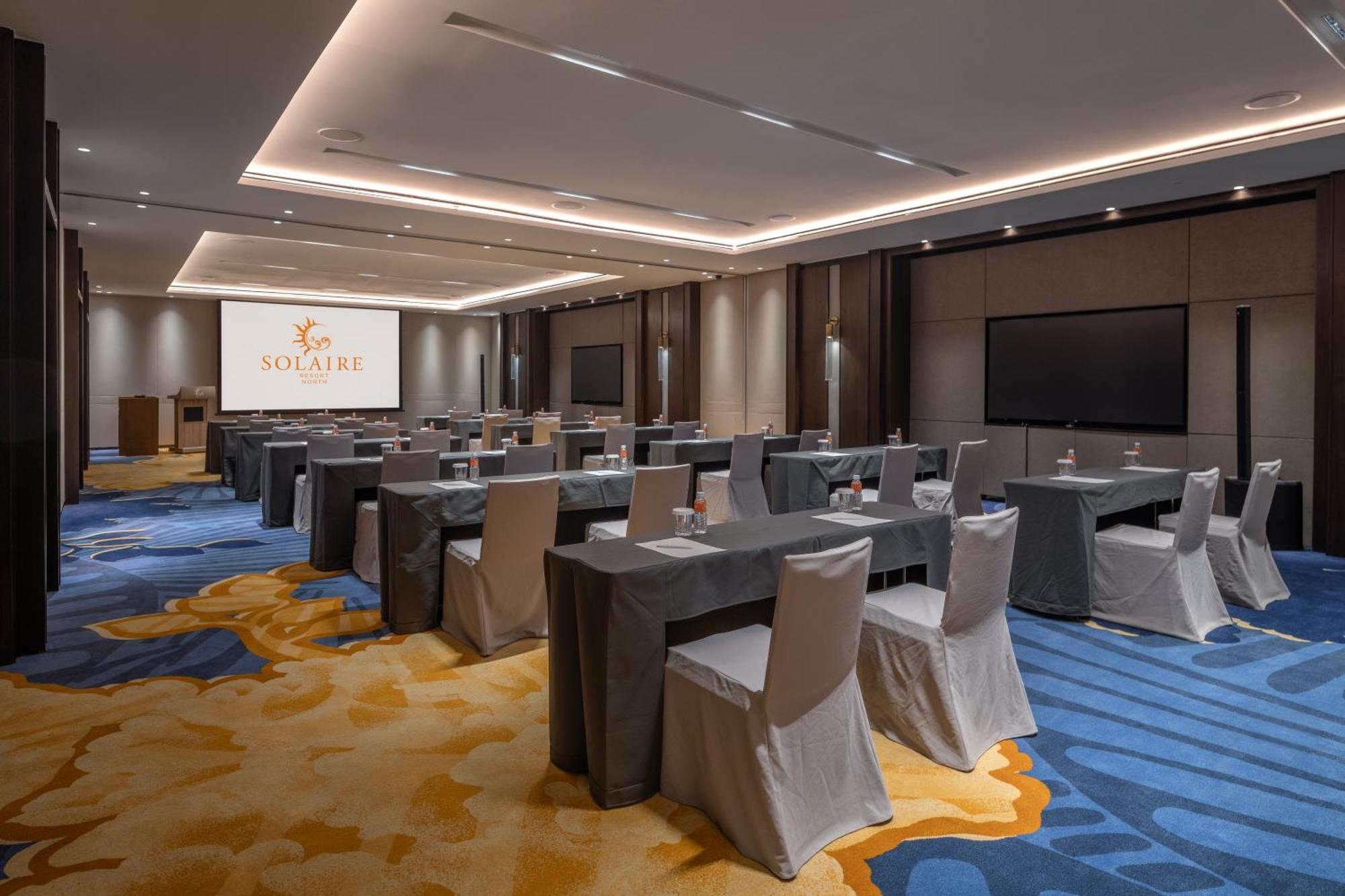 Solaire Resort North Quezon City Esterno foto